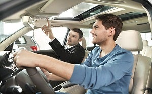 Schedule a test drive at Nissan Tampico Hidalgo in Tampico, Tamaulipas, México.